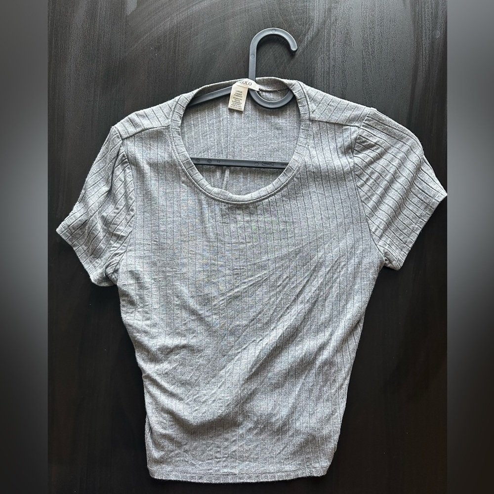 Grey ribbed crop top